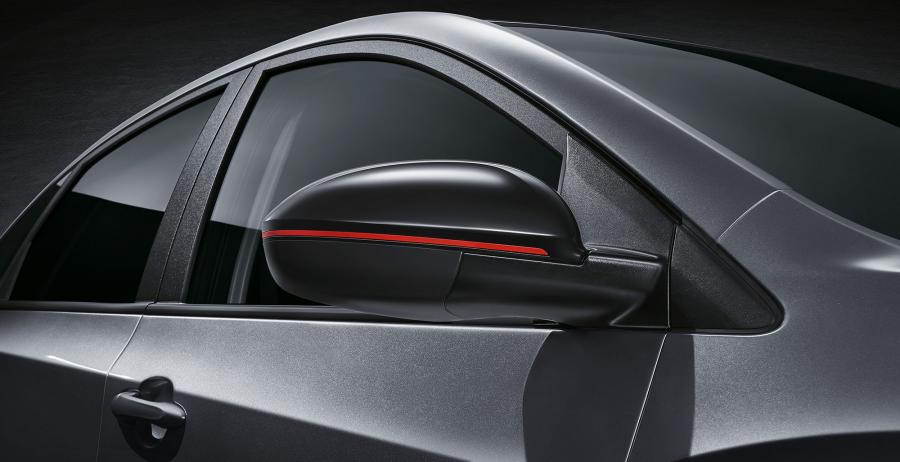Детали экстерьера Chevrolet Monza Redline 2019 года  (CN) (фото 4 из 6)